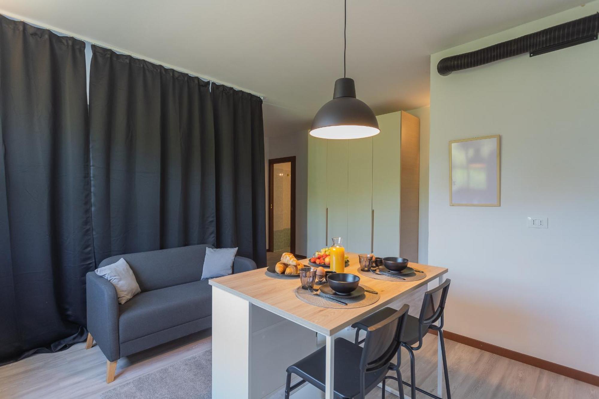Black Loft Como By Rent All Côme Extérieur photo
